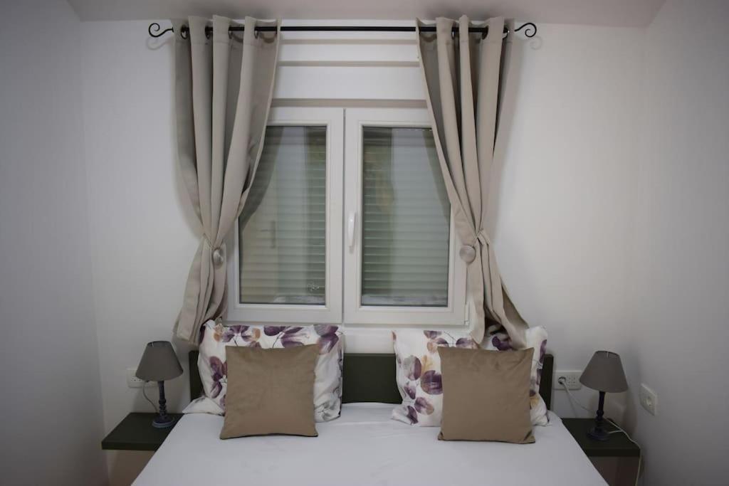 Krismil Apartment