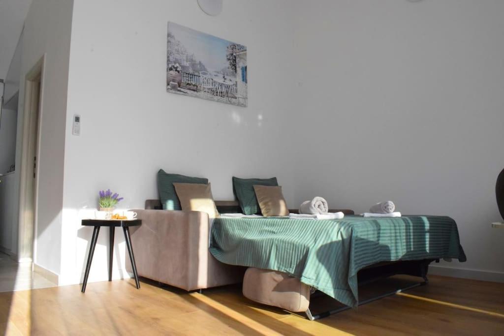 Krismil Apartment