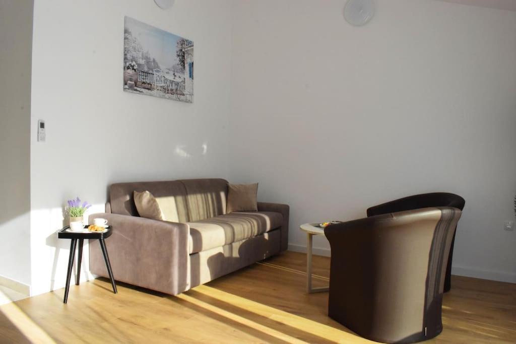 Krismil Apartment *
